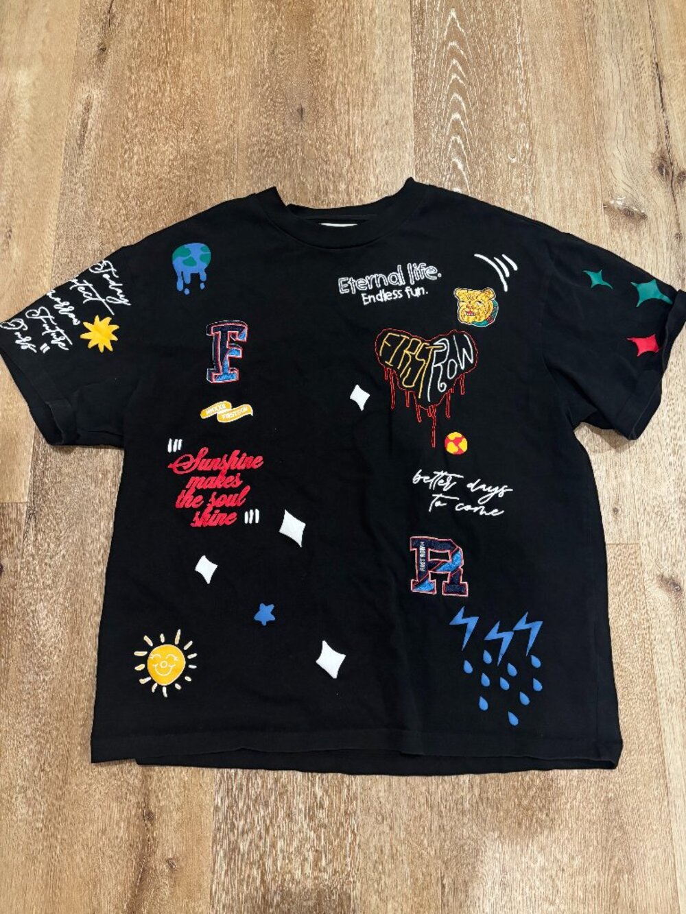 First Row Graphic Doodle Patch T-Shirt Black Size Medium FRT2020 Streetwear